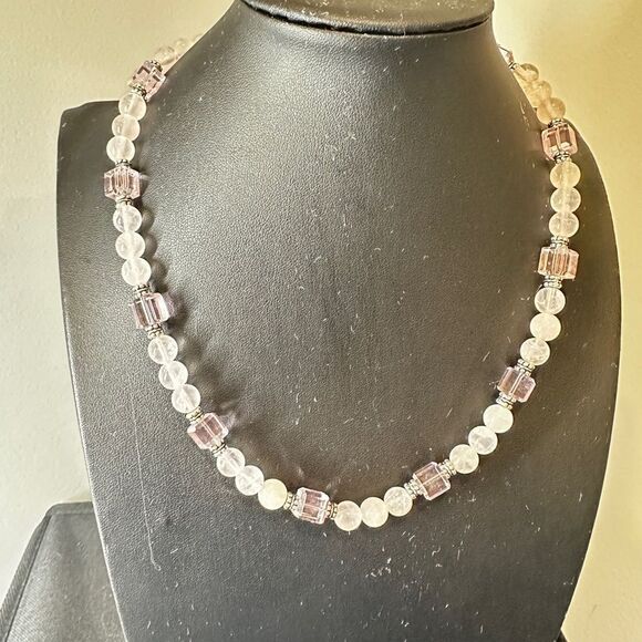 18” of rose quartz, silver and crystal beaded necklace! - Picture 10 of 11
